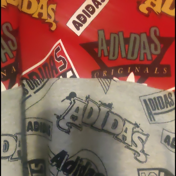 Sweatshirt - Picture 4 of 4